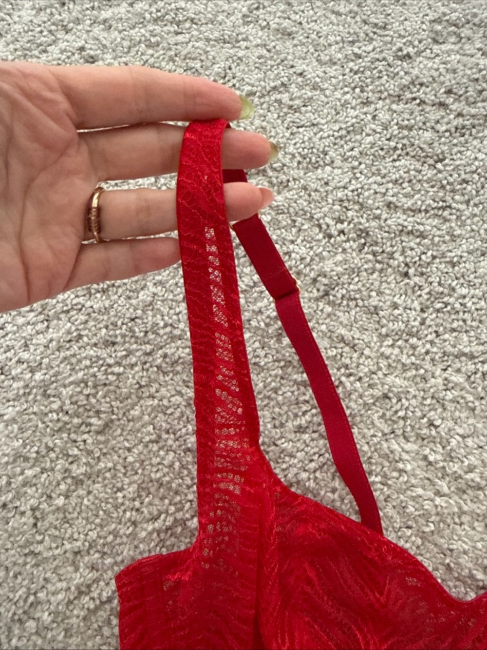Victorias Secret Very Sexy Unlined Red Lace Balconette Bra Size 38C - Picture 3 of 4